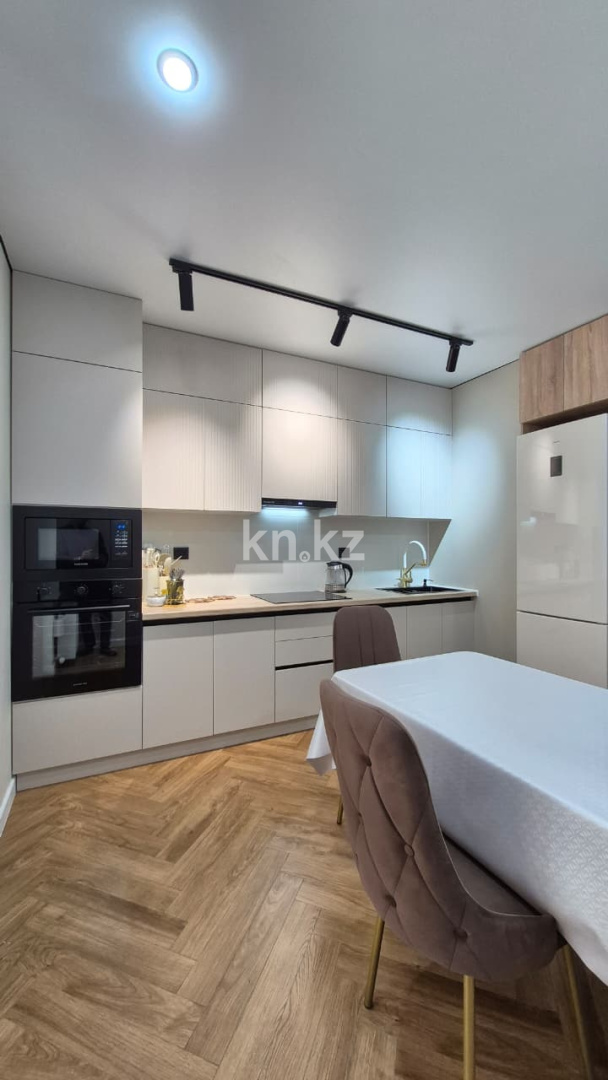 Аренда 2-комнатной квартиры, 64 м² - Аренда двухкомнатных квартир помесячно в Атырау фото 14 из 32