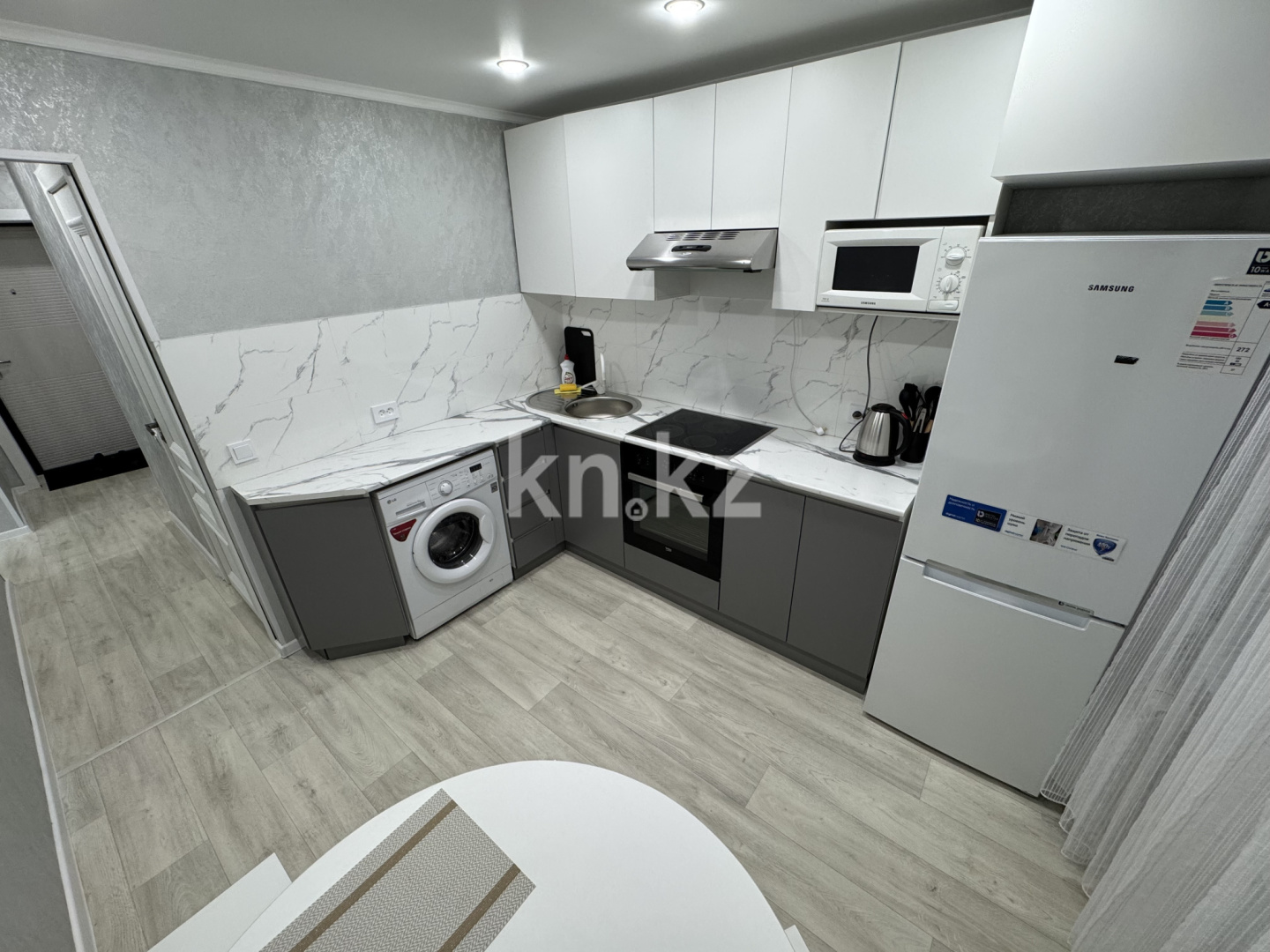 Аренда 1-комнатной квартиры посуточно, 35 м², Толстого, дом  68 - Аренда жилой и коммерческой недвижимости в Павлодаре фото 4 из 6