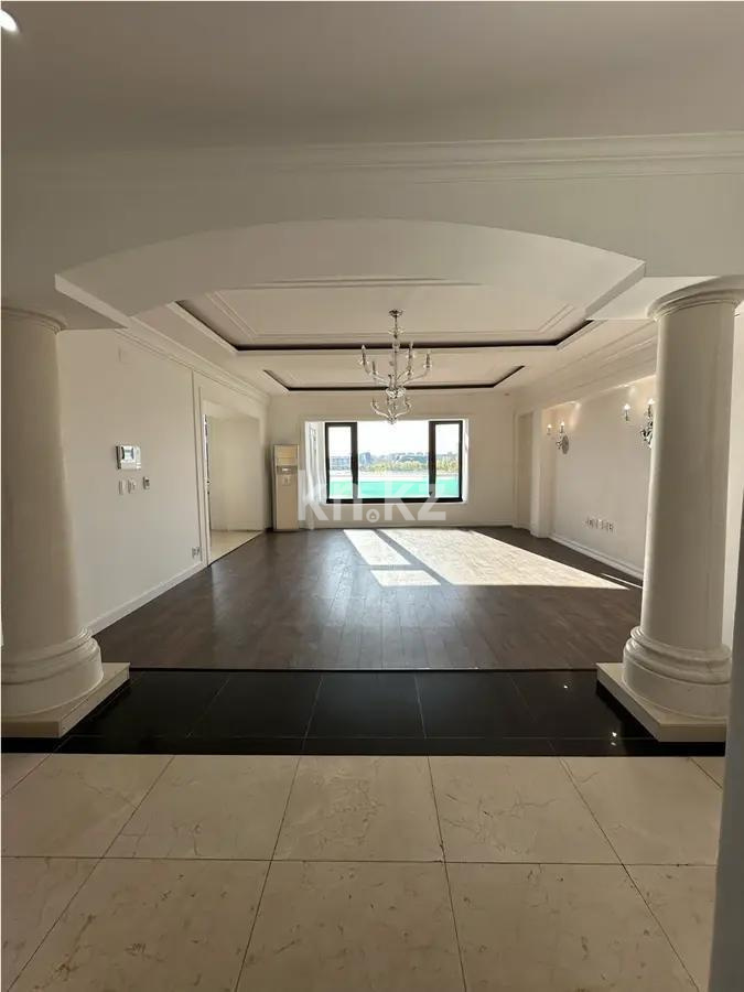 Продажа 5-комнатной квартиры, 223 м², ул. Байтурсынова, дом  1 - Продажа  пятикомнатных квартир в Астане без посредников с фото фото 1 из 6