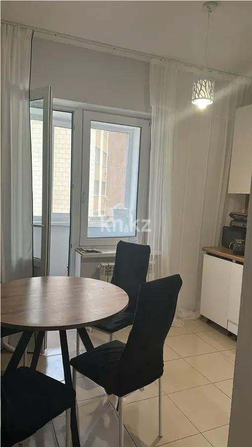 Продажа 2-комнатной квартиры, 70 м², ул. Мухамедханова, дом  17 в Астане - фото 3