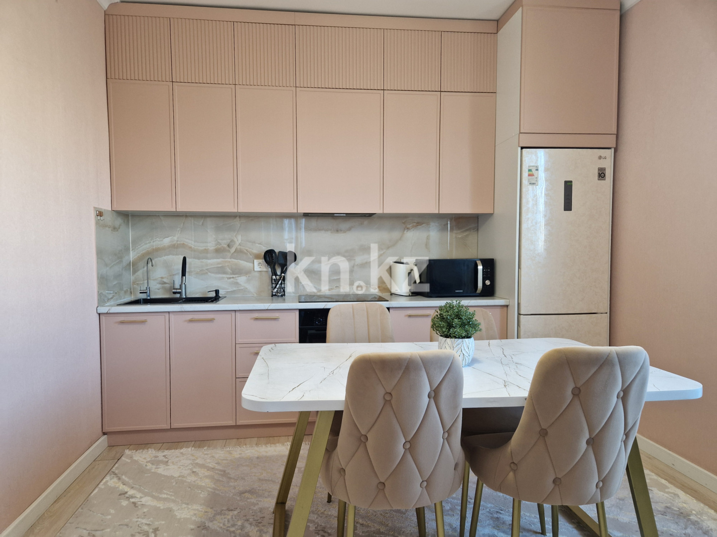 Аренда 2-комнатной квартиры посуточно, 55 м², ул. Керей, Жанибек хандар, дом  2/1 - Туран/Кардио-хирургическая больница/Онко-центр в Астане - фото 11