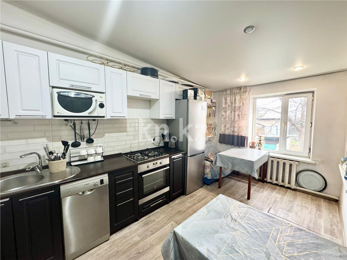 Продажа 3-комнатного дома, 81.3 м², ул. Неверова, дом  20 - Продажа домов и коттеджей в Караганде фото 6 из 13