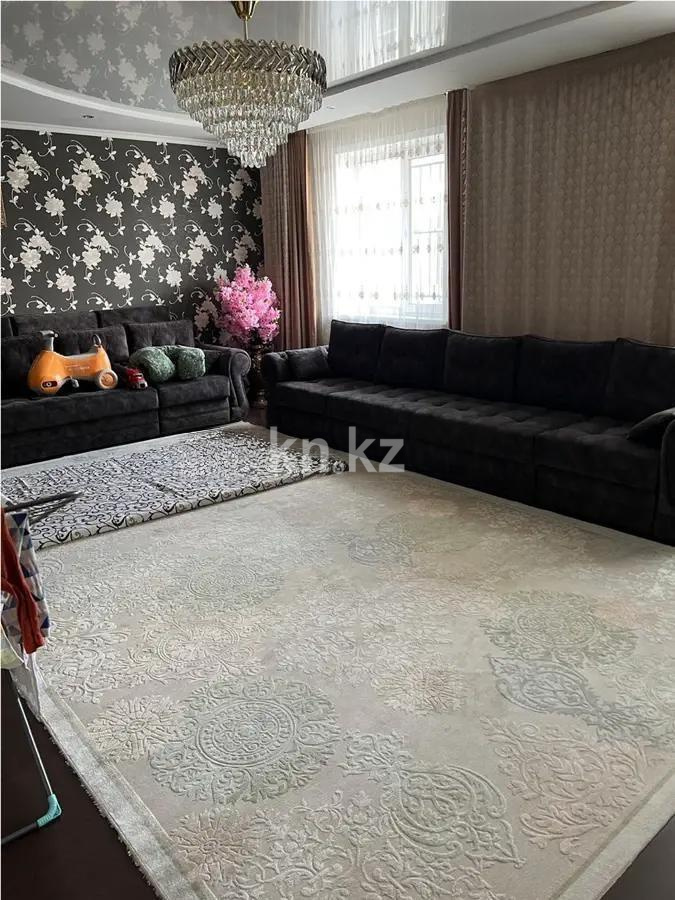 Продажа 3-комнатной квартиры, 125.5 м², пр. Тауелсыздык, дом  34/1 - Продажа квартир в Астане фото 1 из 8