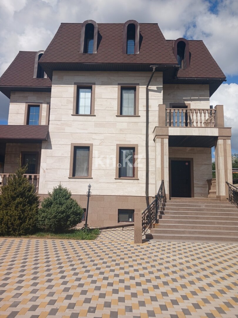 Продажа 6-комнатного дома, 678 м² в Караганде - фото 2
