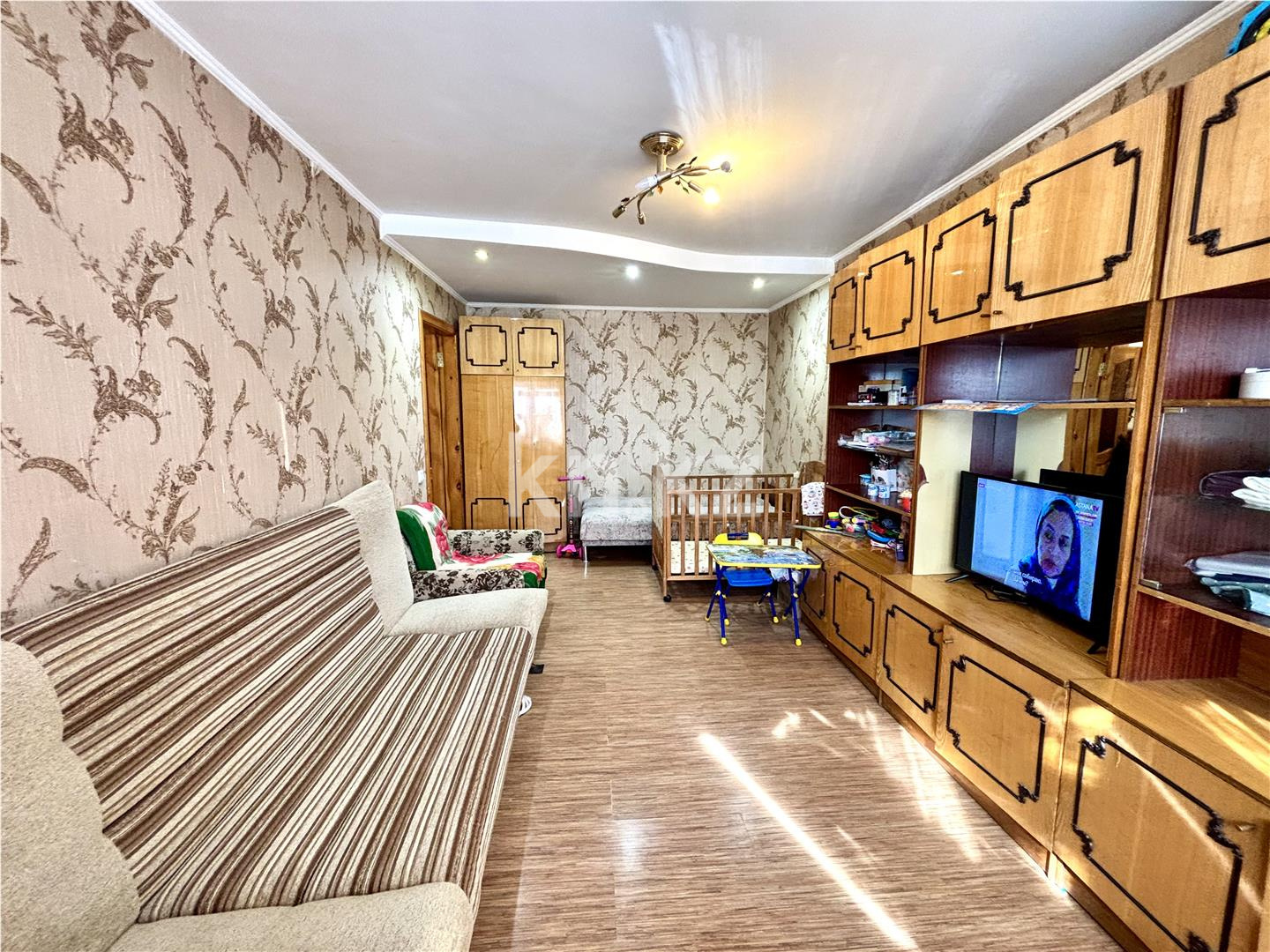 Продажа 1-комнатной квартиры, 38 м² - Продажа однокомнатных квартир в Караганде - страница 15 фото 1 из 13