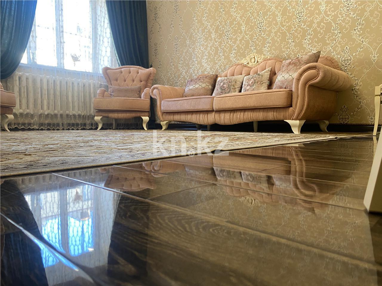 Продажа 3-комнатной квартиры, 116 м², мкр-н Алтын Арка, дом  19 - Продажа квартир в Караганде фото 2 из 38