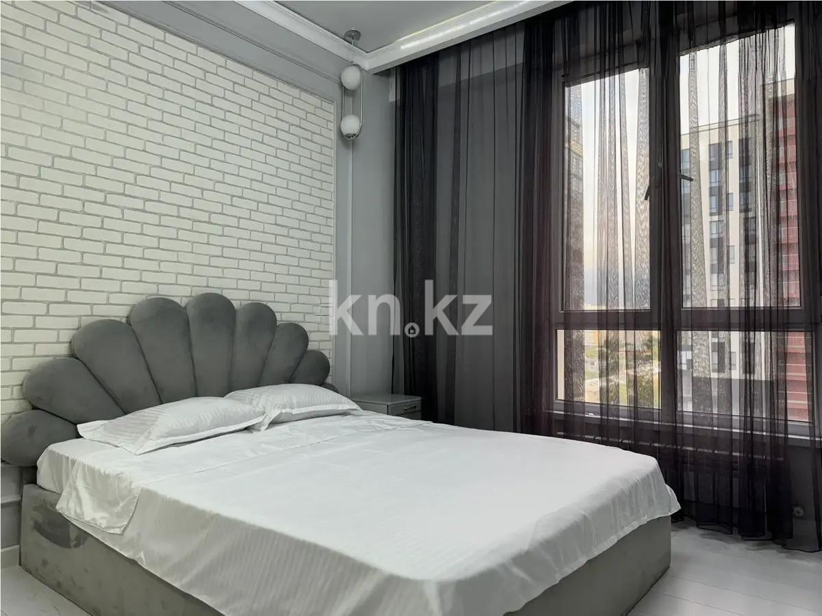 Продажа 3-комнатной квартиры, 76 м², пр. Абая, дом  164 в Алматы - фото 2