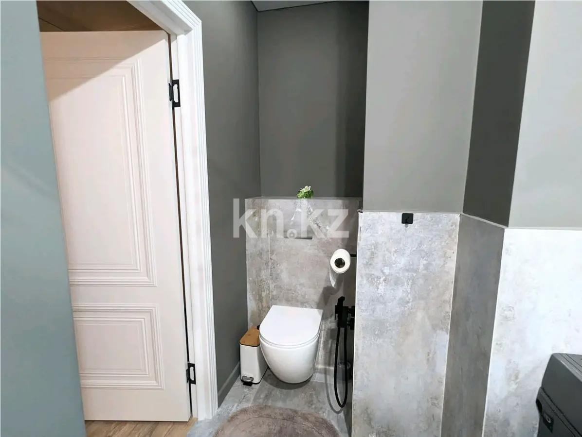 Продажа 2-комнатной квартиры, 60 м², ул. Толе би, дом  189/3 в Алматы - фото 5