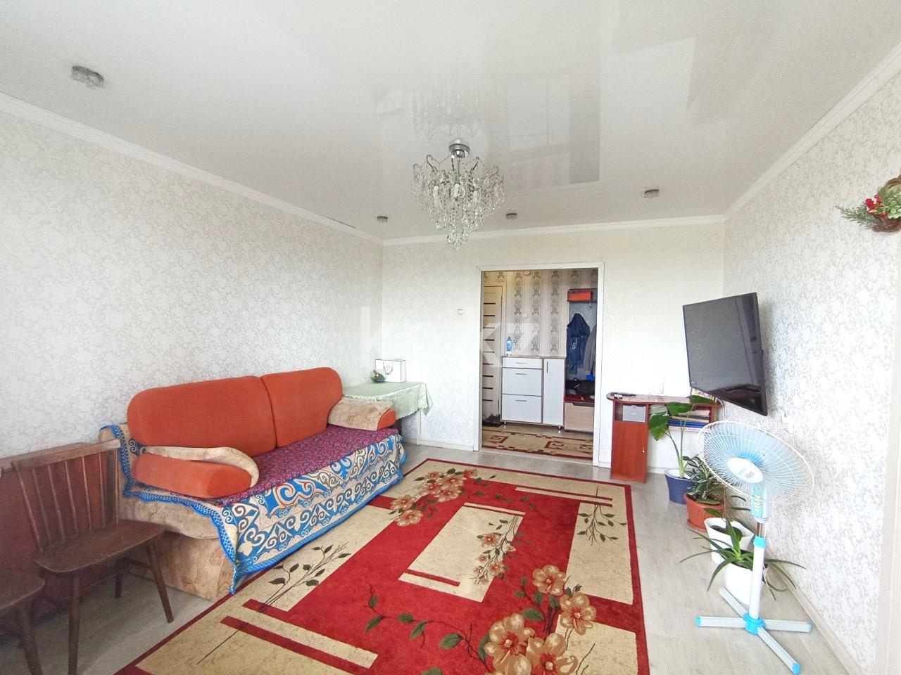 Продажа 3-комнатной квартиры, 57 м², ул. Крамского, дом  44/3 - Продажа  трехкомнатных квартир в Караганде фото 1 из 15