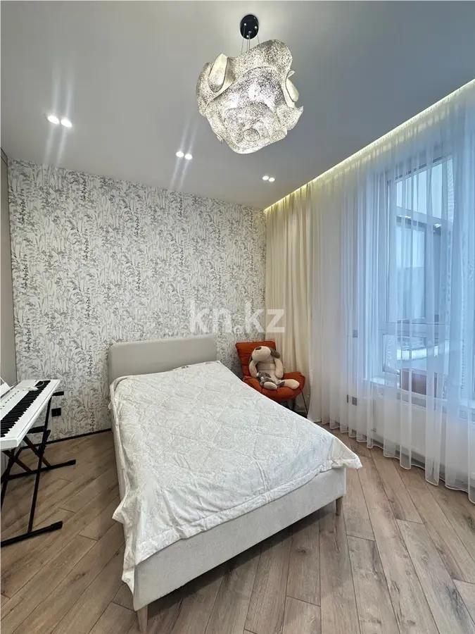 Продажа 4-комнатной квартиры, 126 м², пр. Аль-Фараби, дом  1 в Астане - фото 2