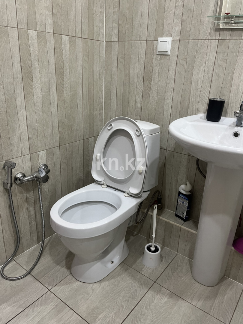 Аренда 1-комнатной квартиры, 42 м² - Аренда квартир помесячно в Казахстане - страница 6 фото 9 из 12