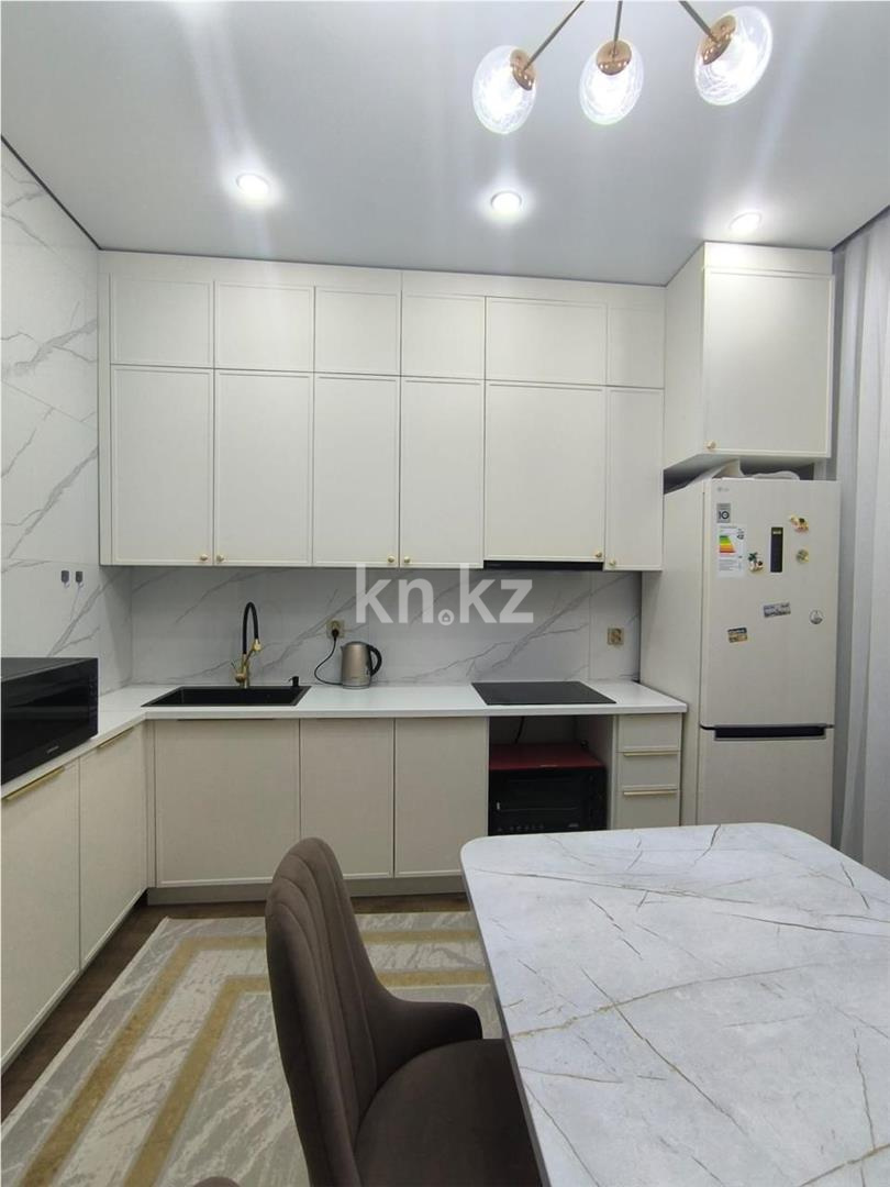 Продажа 3-комнатной квартиры, 85.6 м² в Астане - фото 2