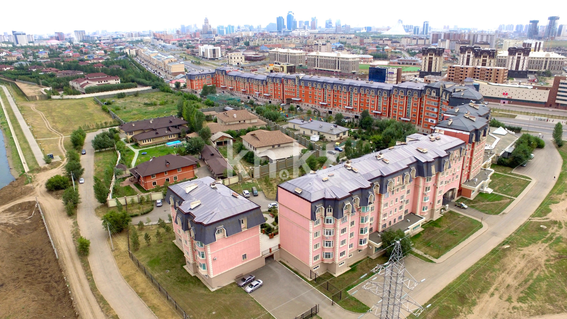 Продажа 3-комнатной квартиры, 125 м², ул. Кургальжинское шоссе, дом  6 в Астане - фото 10