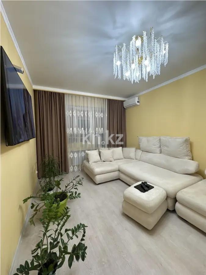 Продажа 1-комнатной квартиры, 40 м², ул. Толе би, дом  221 - Продажа квартир в Алматы фото 1 из 7