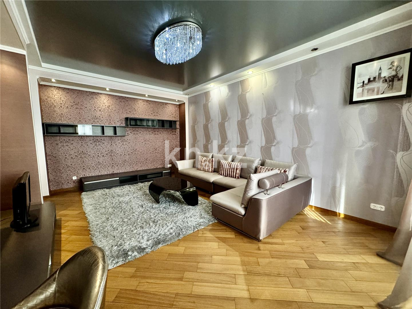 Продажа 6-комнатной квартиры, 227 м², ул. Ерубаева, дом  50/6 - Продажа  пятикомнатных квартир в Караганде фото 5 из 59