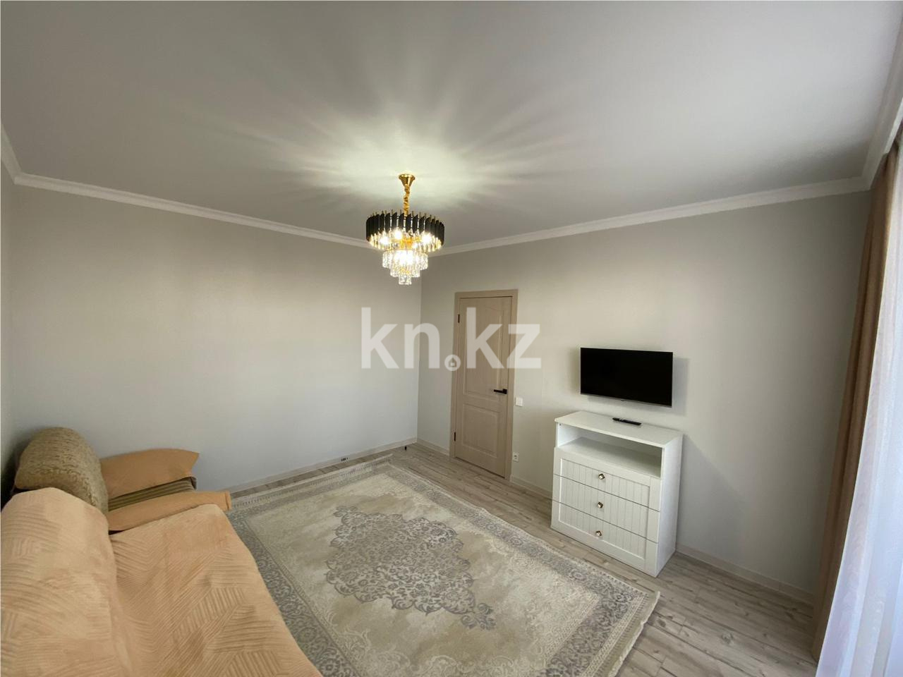 Продажа 1-комнатной квартиры, 38 м², ул. Нажимеденова - Продажа квартир в Казахстане фото 2 из 9