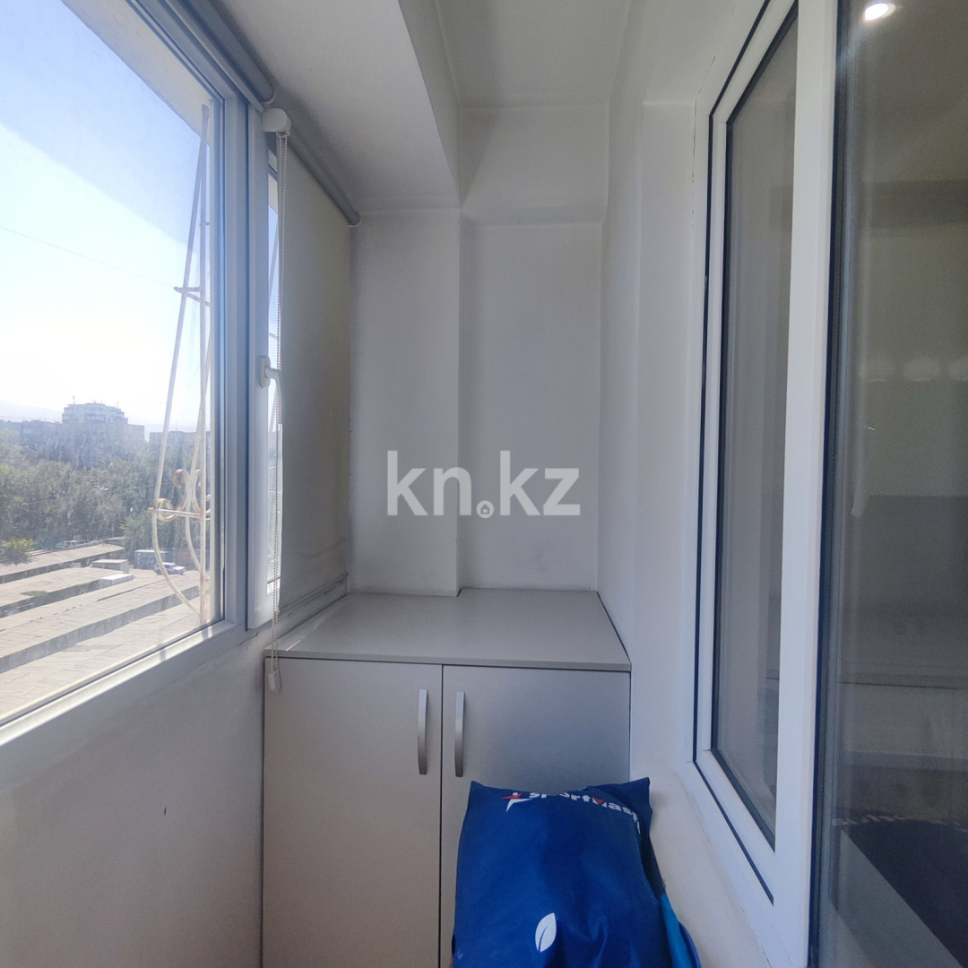 Продажа 3-комнатной квартиры, 85 м², мкр-н Аксай-1 в Алматы - фото 8