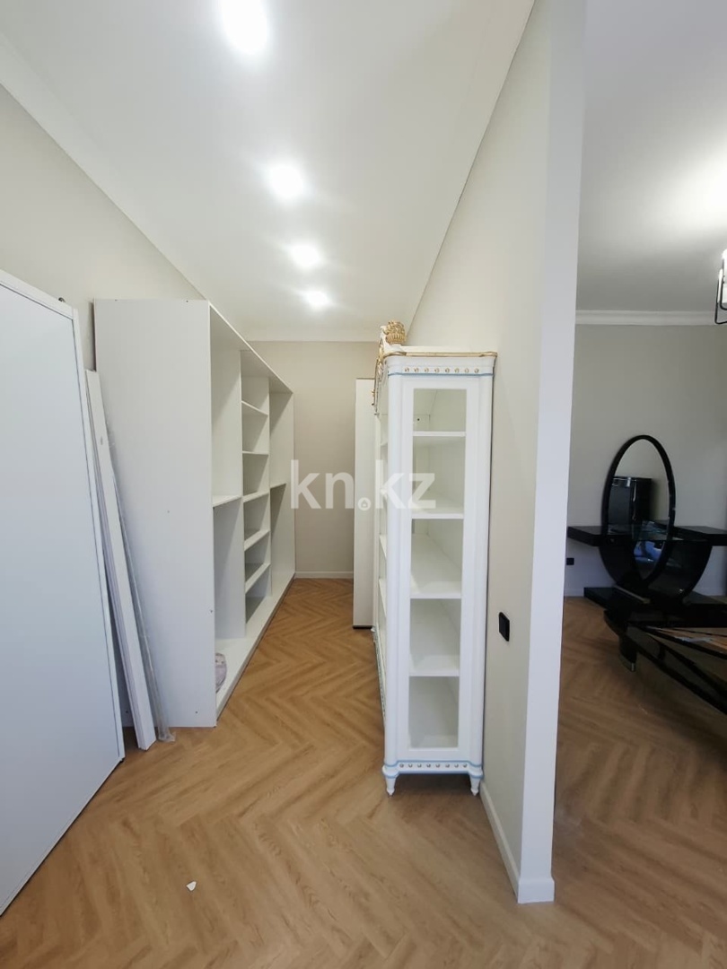 Продажа 4-комнатной квартиры, 142.4 м² в Алматы - фото 22