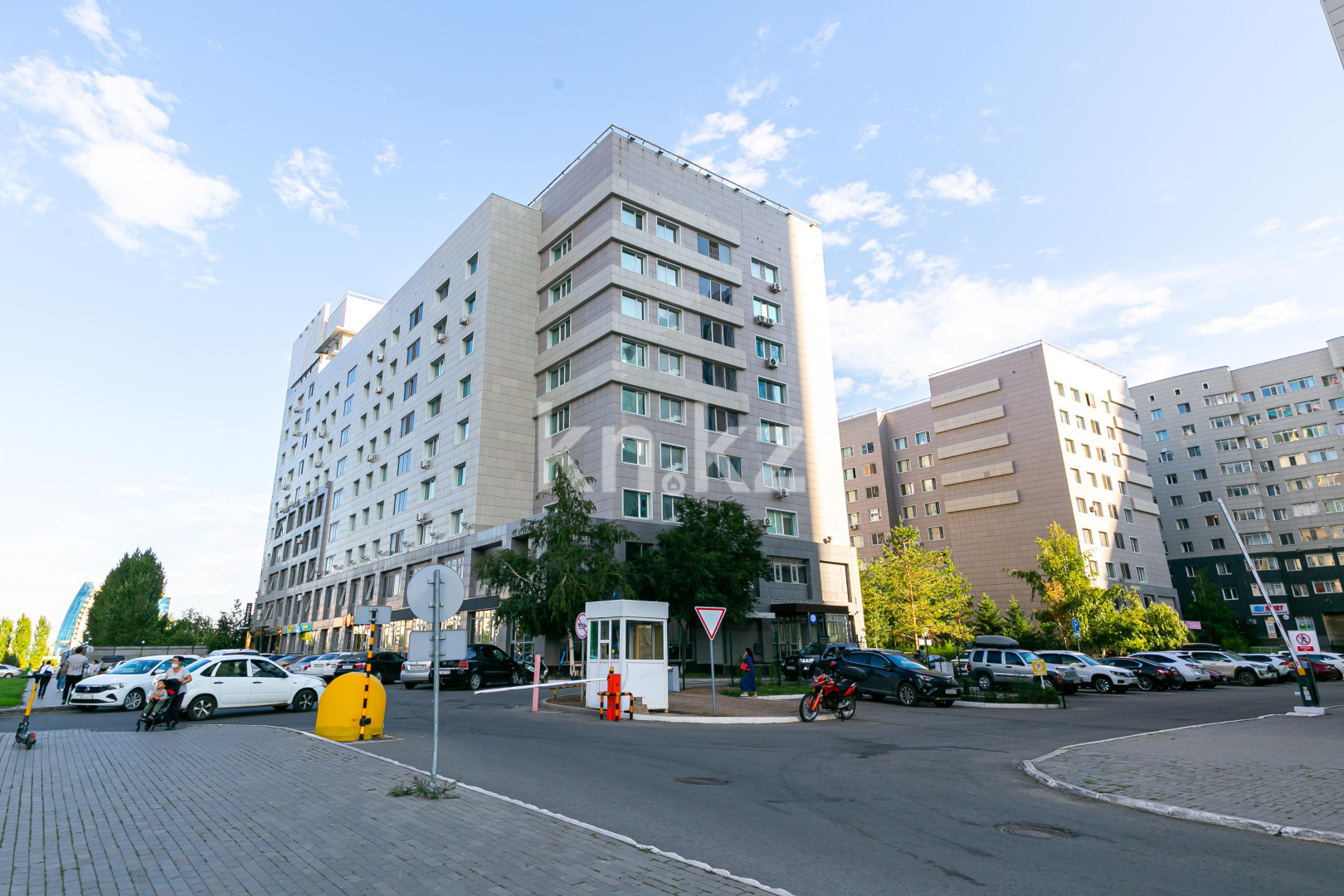 Продажа 3-комнатной квартиры, 82 м², ул. Сыганак, дом  64 в Астане - фото 17