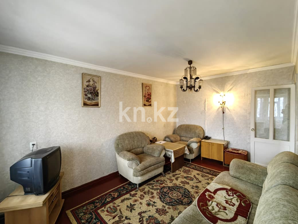 Продажа 2-комнатной квартиры, 45 м², мкр-н 6, дом  3 в Караганде - фото 3