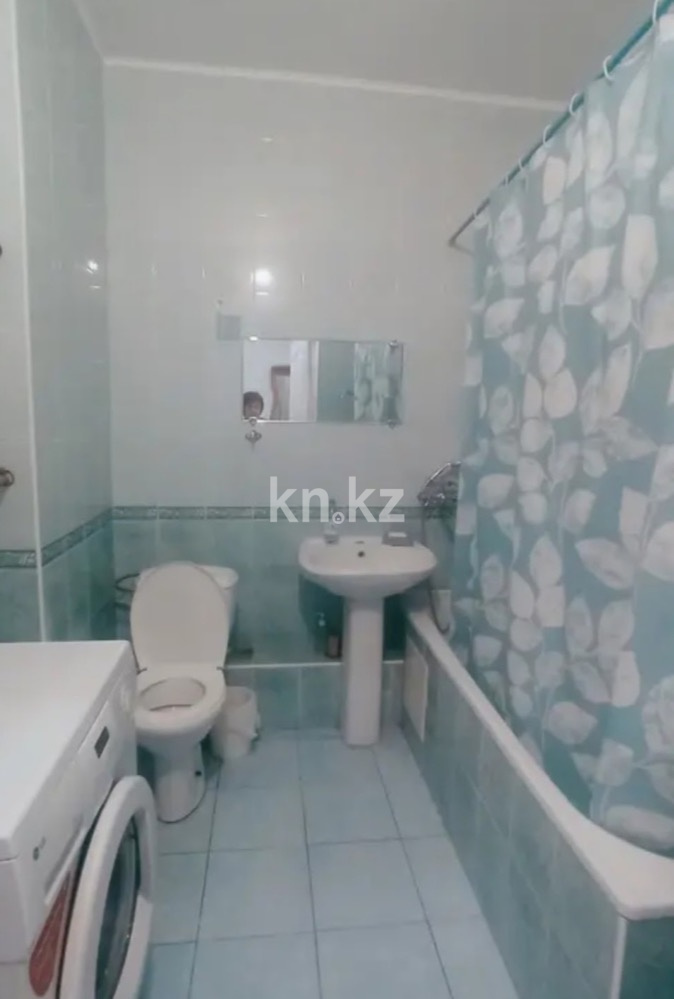 Аренда 1-комнатной квартиры посуточно, 45 м², мкр-н Аксай-1а, дом  31а - ул. Ташкентская - Аренда  однокомнатных квартир посуточно в Алматы фото 7 из 7