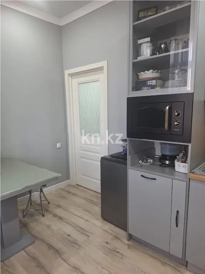 Продажа 3-комнатной квартиры, 72 м², ул. Варламова, дом  1/3а в Алматы - фото 4