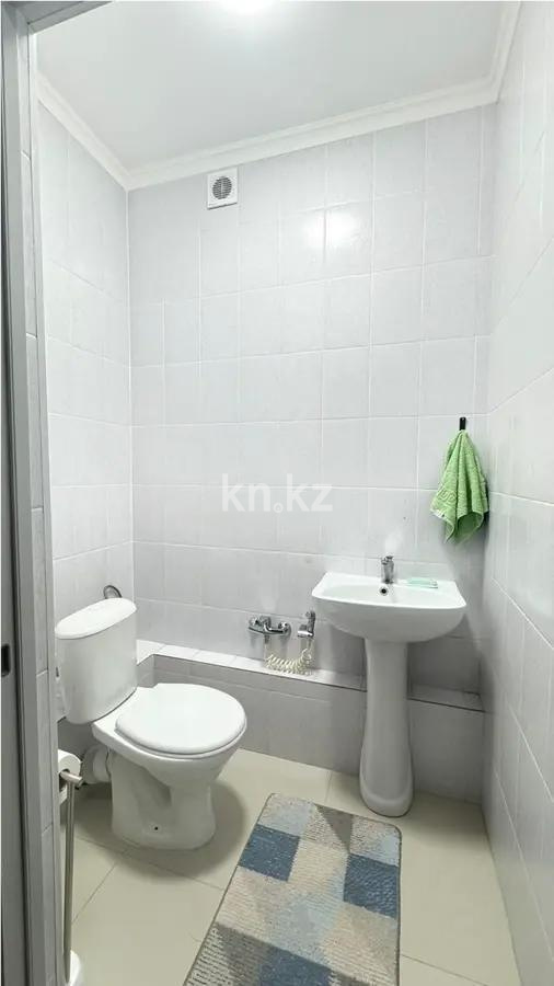 Продажа 2-комнатной квартиры, 64 м², мкр-н Зердели, дом  1/130 в Алматы - фото 3