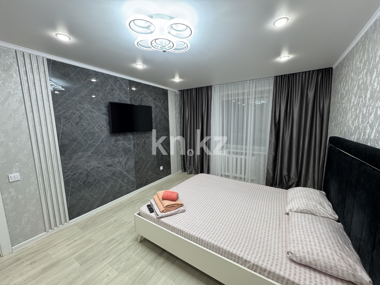 Аренда 1-комнатной квартиры посуточно, 35 м², Толстого, дом  68 - Продажа и аренда недвижимости в Павлодаре фото 1 из 6