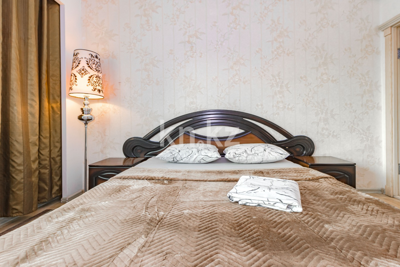 Аренда 4-комнатной квартиры посуточно, 156 м², ул. Достык, дом  5 - Аренда квартир посуточно в Астане без посредников фото 16 из 24