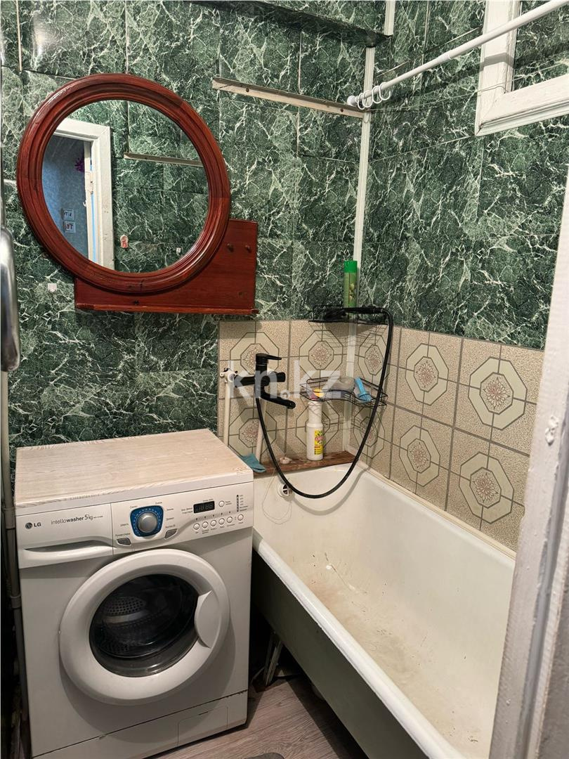 Продажа 1-комнатной квартиры, 30 м², мкр-н 14, дом  24 в Караганде - фото 5