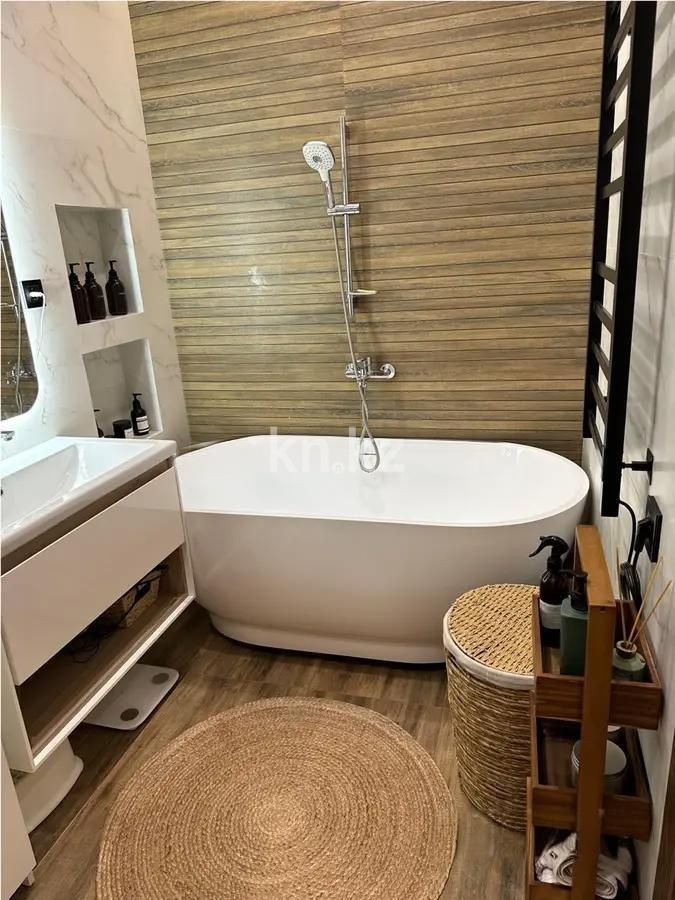 Продажа 3-комнатной квартиры, 88 м², ул. Кенжина, дом  1/1 блок а в Караганде - фото 5