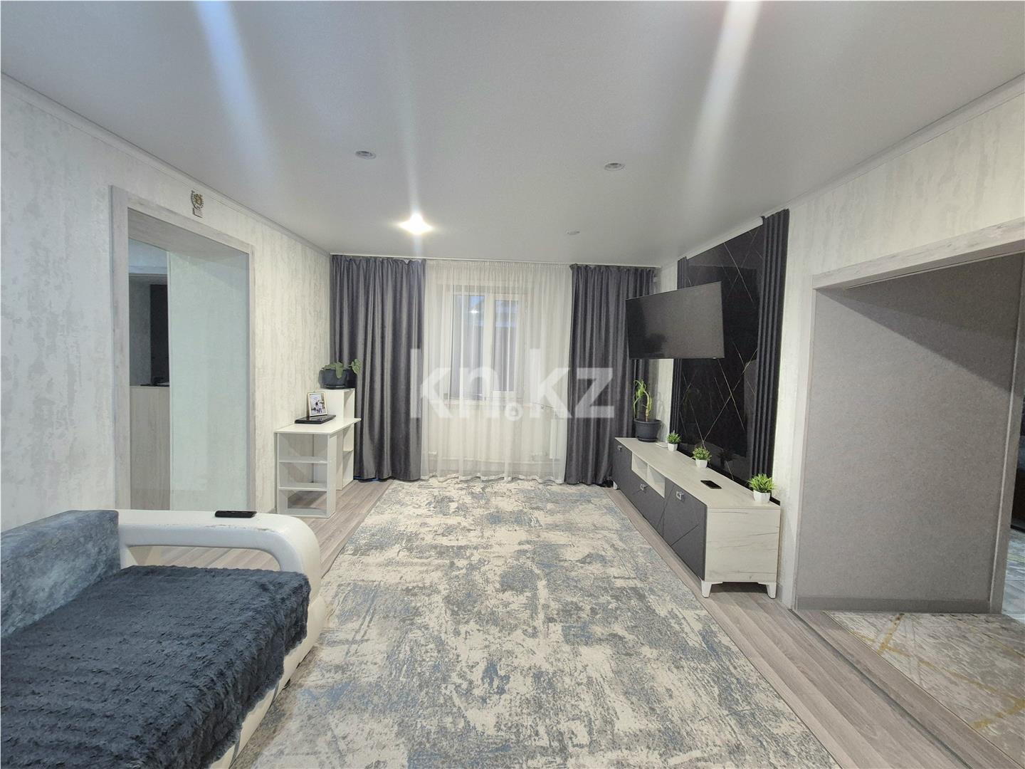 Продажа 8-комнатного дома, 180 м², ул. Некрасова - Продажа квартир в Темиртау фото 1 из 28