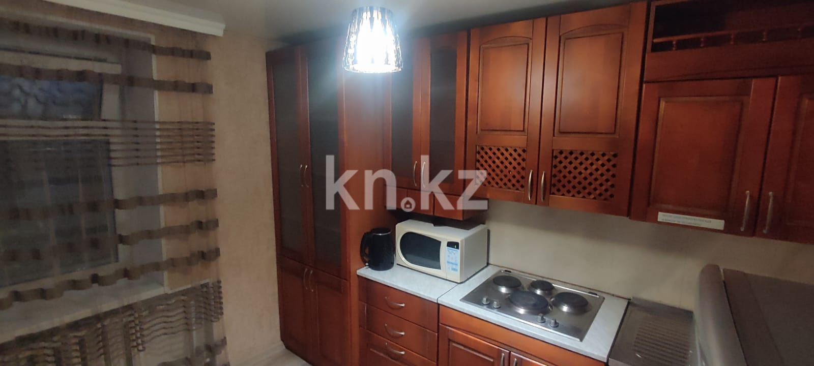 Аренда 1-комнатной квартиры посуточно, 40 м², пр. Бухар-жырау, дом  76 - Аренда  однокомнатных квартир посуточно в Караганде без посредников фото 2 из 3