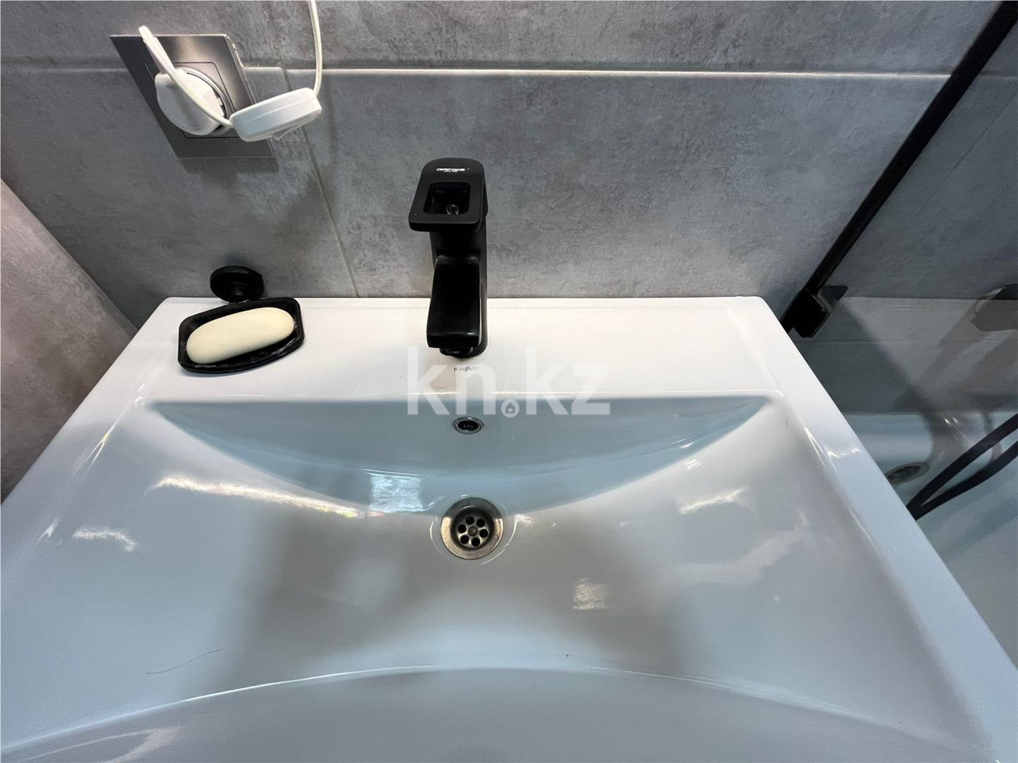 Продажа 2-комнатной квартиры, 78 м² - Продажа квартир в панельном доме в Караганде фото 9 из 20
