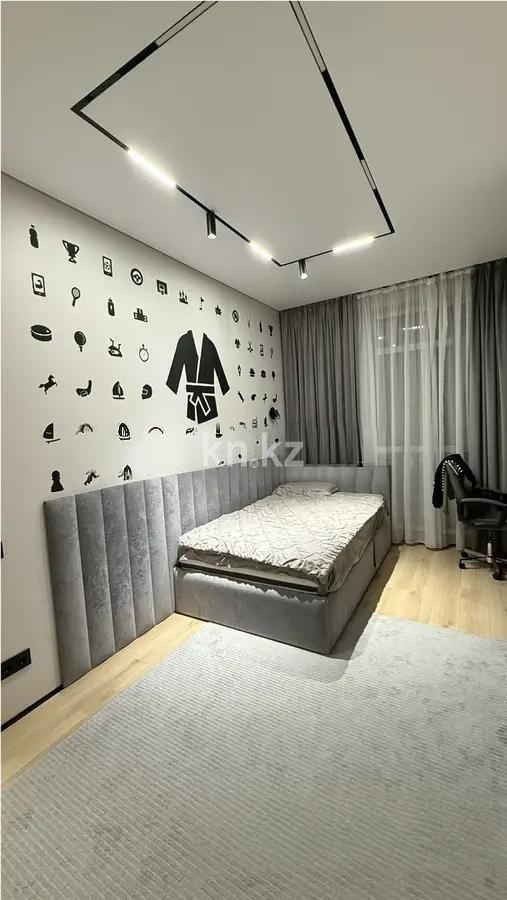 Продажа 4-комнатной квартиры, 110 м², пр. Строителей, дом  28/3 блок Б - Продажа  четырехкомнатных квартир в Караганде без посредников фото 3 из 6