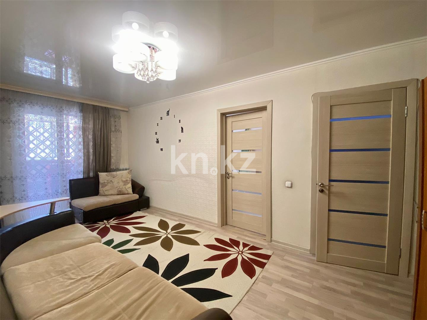 Продажа 3-комнатной квартиры, 63 м², мкр. Степной-2 - Продажа квартир в Караганде фото 7 из 17