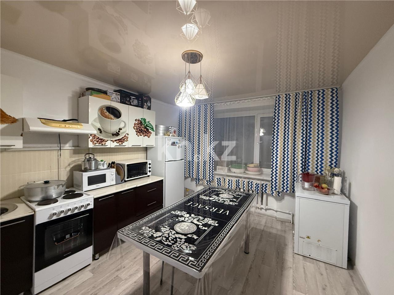 Продажа 3-комнатной квартиры, 76 м², ул. Дружбы, дом  126а в Караганде - фото 6