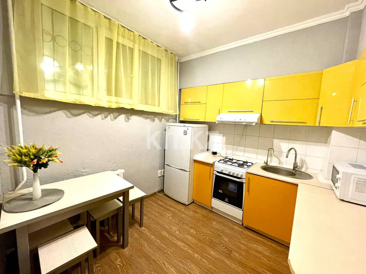 Аренда 1-комнатной квартиры, 37 м², ул. Маметовой - Аренда квартиры помесячно в Алматы фото 1 из 9
