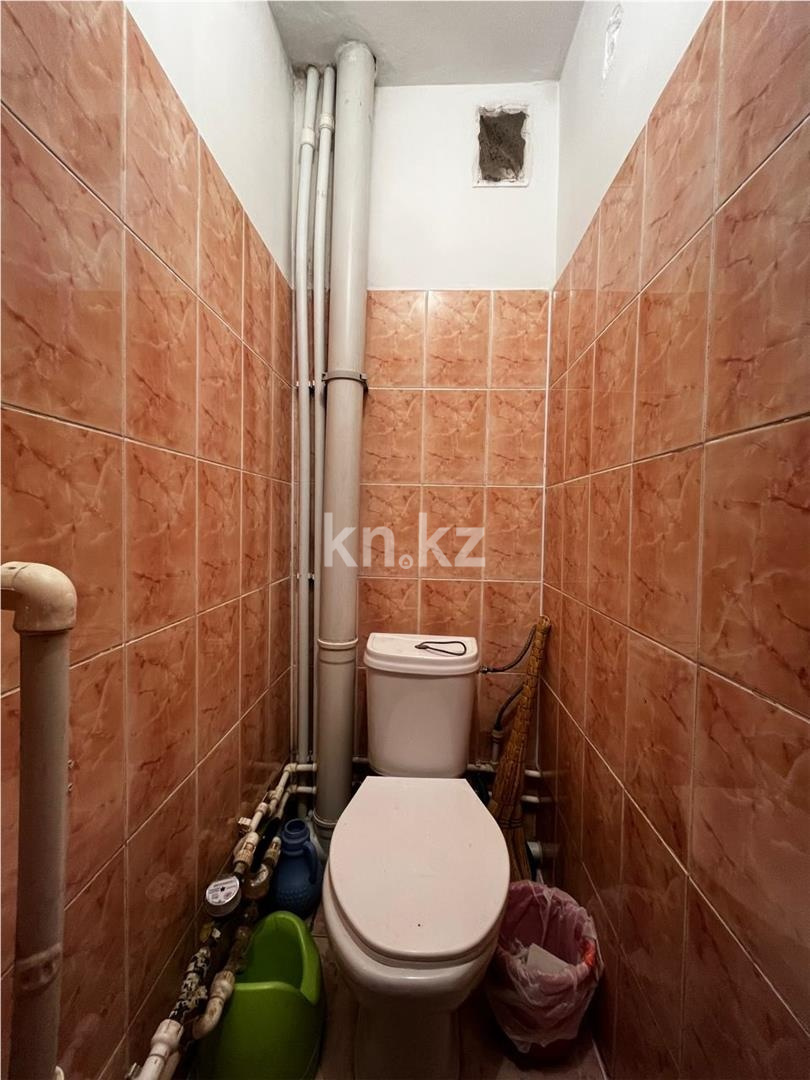 Продажа 3-комнатной квартиры, 65 м² - Продажа жилой и коммерческой недвижимости в Караганде фото 8 из 11