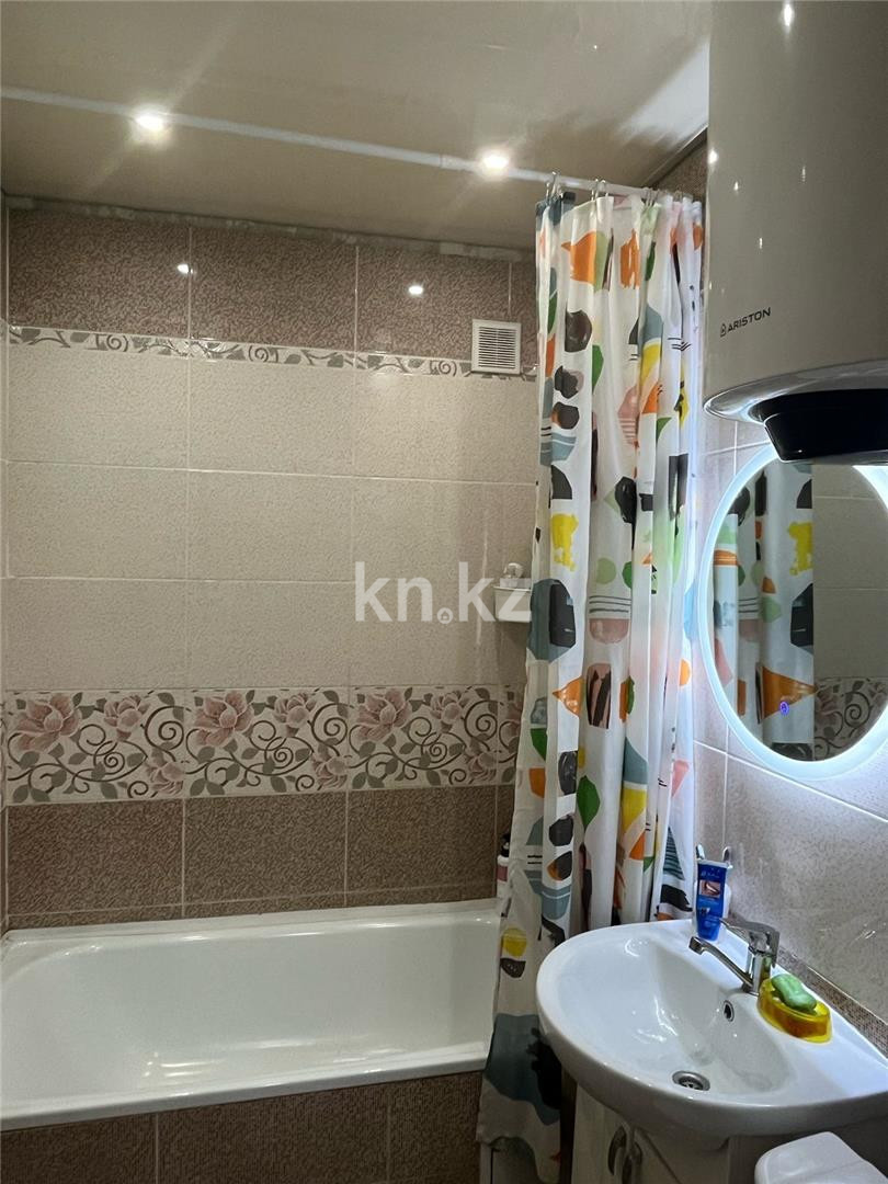 Продажа 3-комнатной квартиры, 60 м², ул. Пичугина в Караганде - фото 11