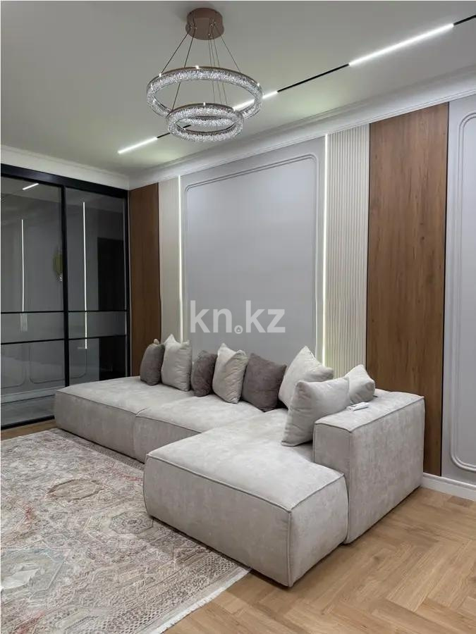 Продажа 3-комнатной квартиры, 96 м², ул. Сатпаева, дом  90/52 - Продажа жилой и коммерческой недвижимости в Алматы фото 1 из 5