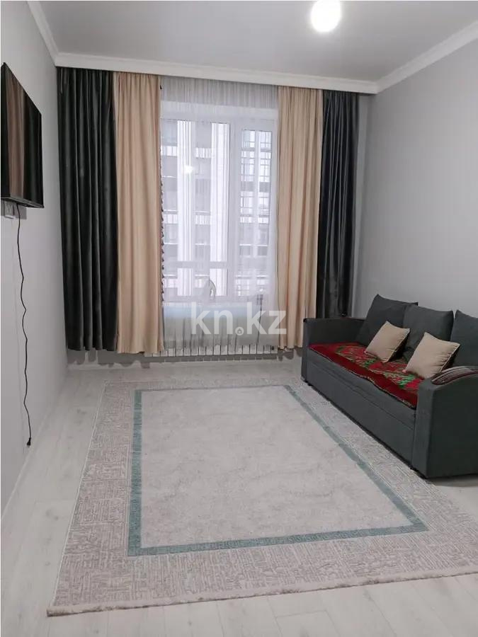 Продажа 1-комнатной квартиры, 40 м², ул. Орынбор, дом  13 в Астане