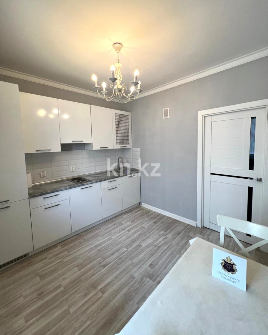 Продажа 1-комнатной квартиры, 38.5 м² в Алматы - фото 6