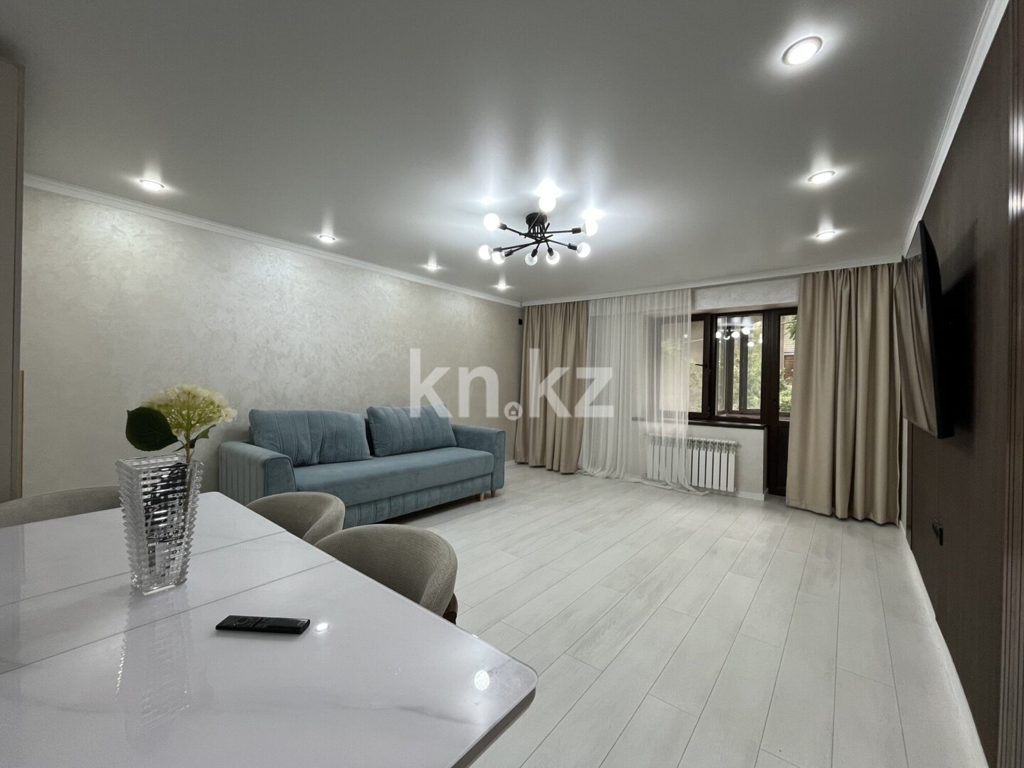 Продажа 1-комнатной квартиры, 41 м² в Алматы - фото 9