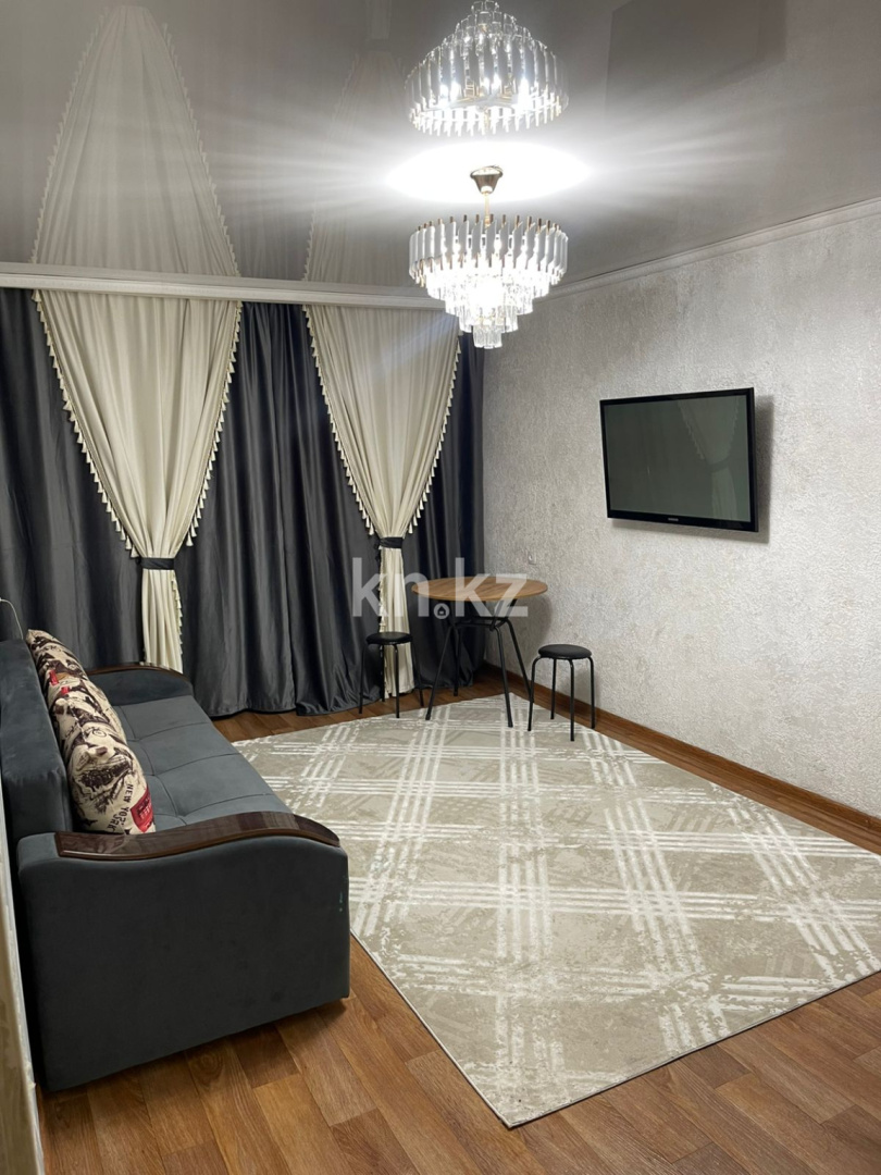 Продажа 2-комнатной квартиры, 44 м², ул. Карбышева, дом  8 - Продажа квартир в Караганде фото 1 из 4