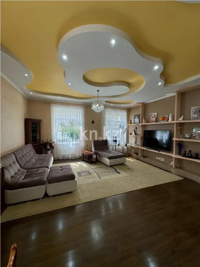 Продажа 4-комнатной квартиры, 140 м², мкр-н Горка Дружбы, дом  12в - Продажа квартир в Темиртау фото 1 из 6