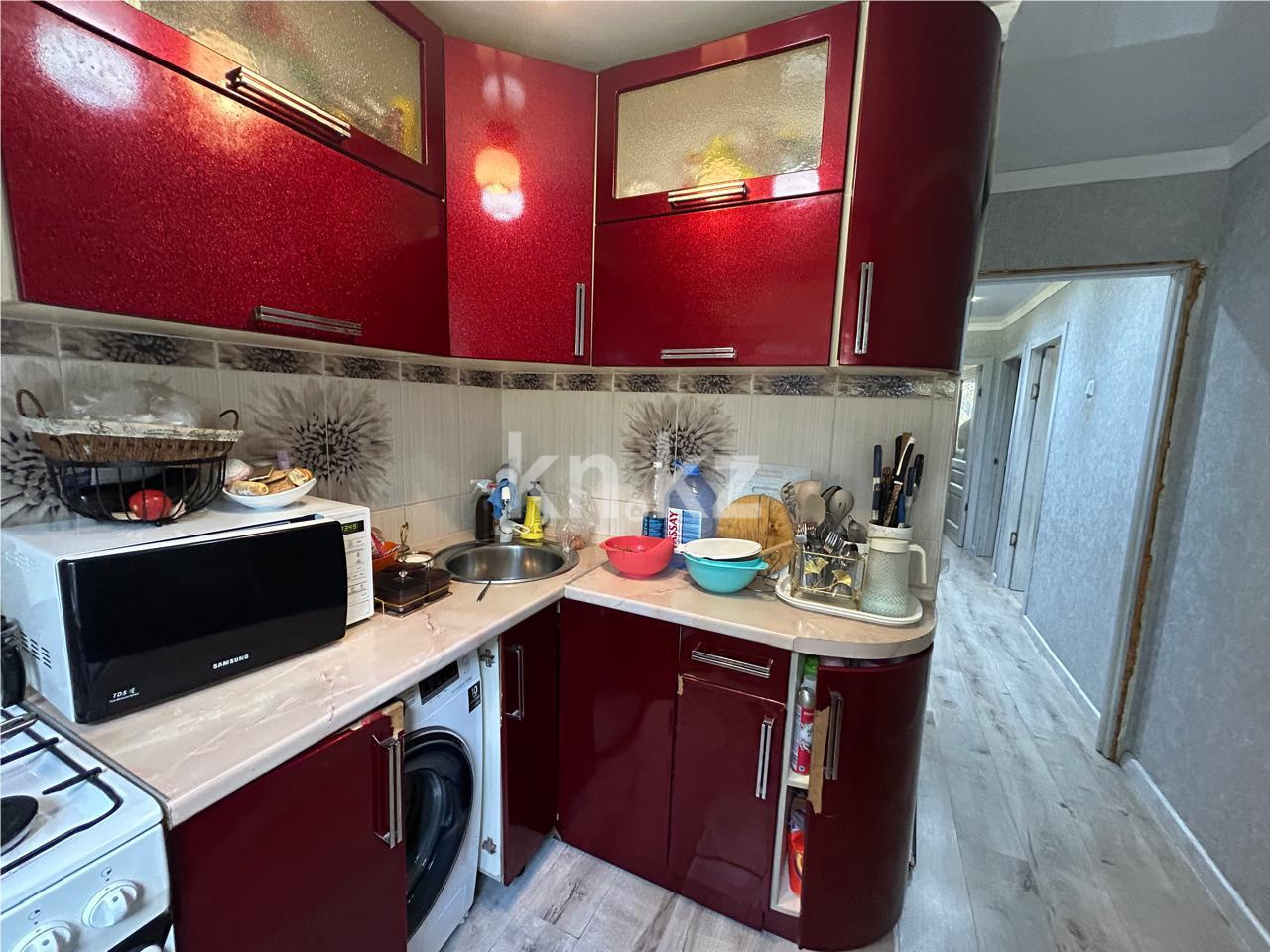 Продажа 3-комнатной квартиры, 63 м², мкр-н 16 - Продажа квартир в Караганде фото 9 из 18