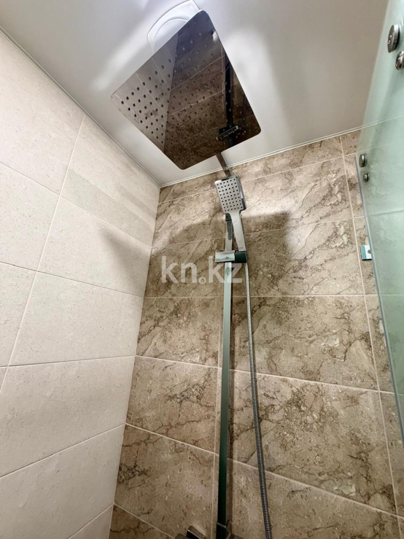 Продажа 4-комнатной квартиры, 75.4 м² - Продажа квартир в Городе Караганды - страница 2 фото 13 из 20