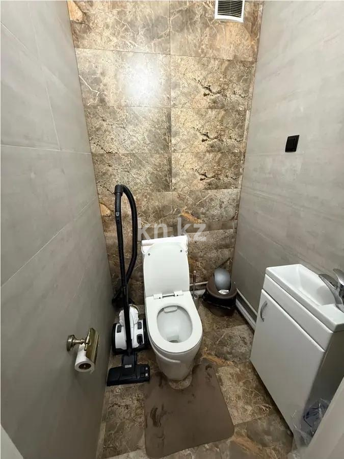 Продажа 3-комнатной квартиры, 71.2 м², мкр-н Дарабоз, дом  51 в Алматы - фото 5