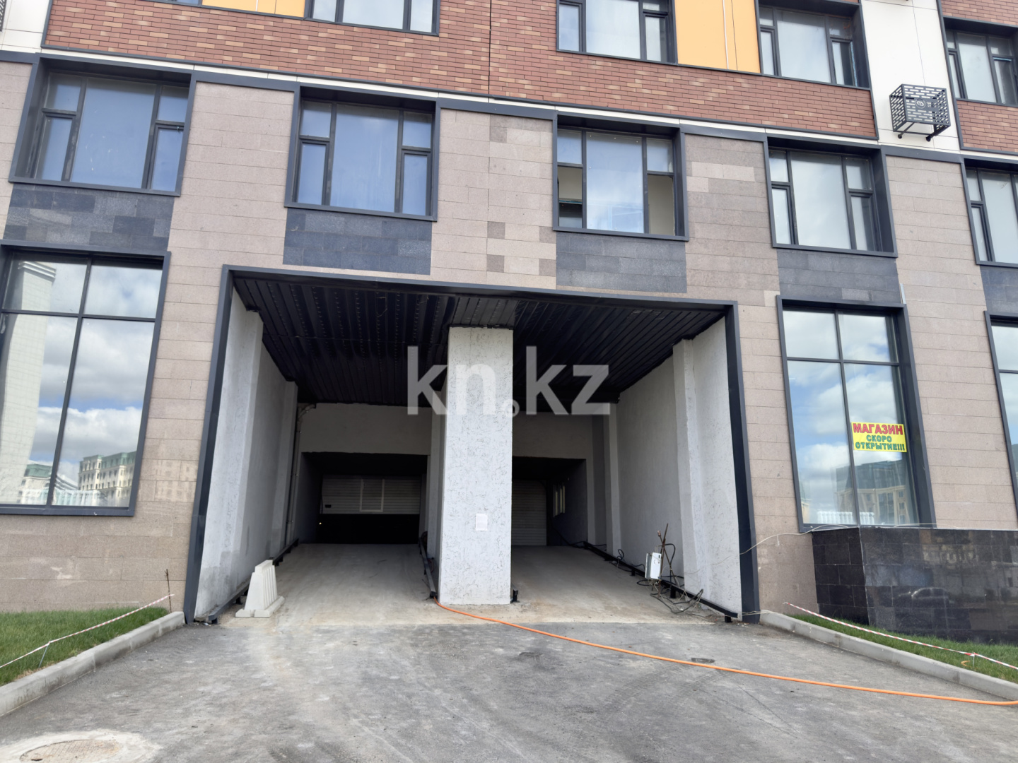 Продажа 3-комнатной квартиры, 58.42 м², ул. Нажимеденова, дом  16/2 в Астане - фото 3